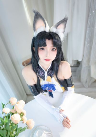 爱情有点蓝之爱的交响乐_十万网红美女美酱