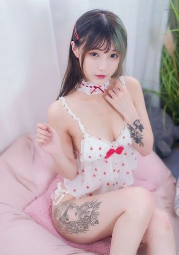 噜噜在线_720高清在线